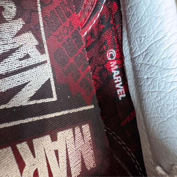 Vans x Marvel SPIDERMAN Slip-On Sneakers Men's Size 7/Women's Size 8.5 - Picture 7 of 9